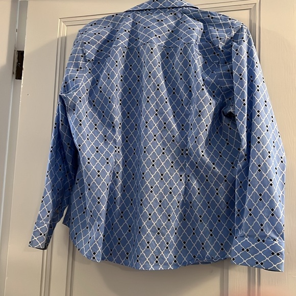 Talbots blouse - Picture 4 of 5